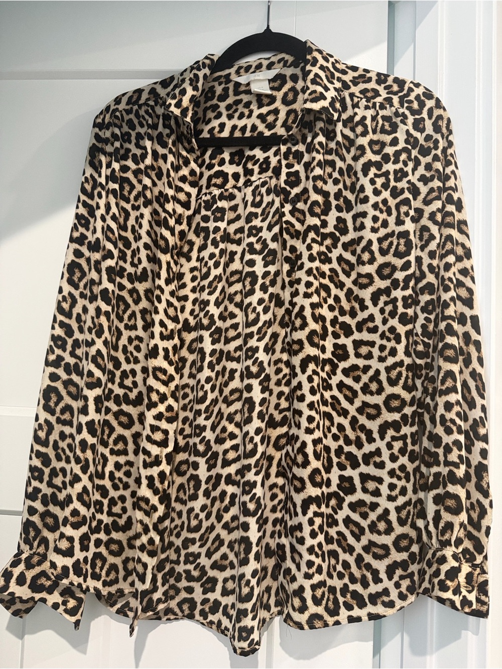 H&M Leopard Print Button-Front Shirt Jacket - Beige and Black Size M